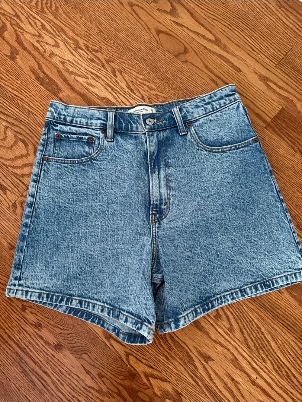 Abercrombie & Fitch The Dad High Rise Medium Wash Denim Shorts